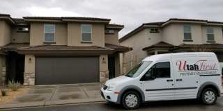 Town home in Little Valley Area. End Unit!! Gallery 1