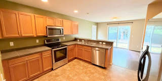 Spacious 3-Bed/2.5-Bath Home in Lake Stevens for $3150!  Ready for Move in! Gallery 5