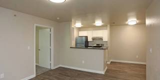 733 West Gallery 23