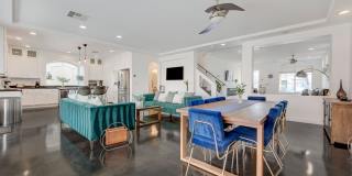 FANTASTIC FULLY UPGRADED FURNISHED RENTAL LOCATED IN THE SOUTHWEST!!! Gallery 7