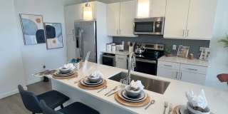 2810 South Colorado Boulevard Gallery 1