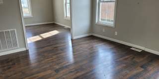 4 bedroom/2 bath home Gallery 7