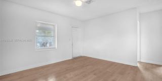 841 NW 15th Ter Gallery 6