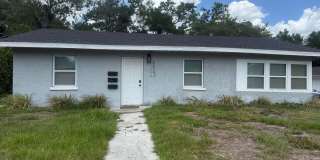Near Manatee Memorial Hospital and Manatee River Gallery 1