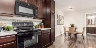 Berkley House Gallery 24