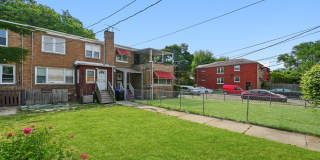7754 S Yates Boulevard Gallery 26