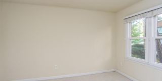 1128 N TAYLOR Street Gallery 7