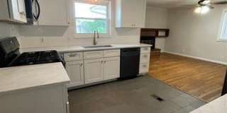 4647 S Winston Avenue Gallery 21