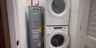 The Jax Gallery 6