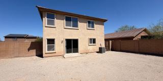 Updated 4x2 Buckeye Home *NO* Carpet & Downstairs Primary Bed! Gallery 31