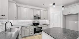 100 Selkirk Drive Gallery 5