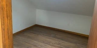 52 Forest St Gallery 8