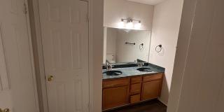 Open Floor Plan! Gallery 17