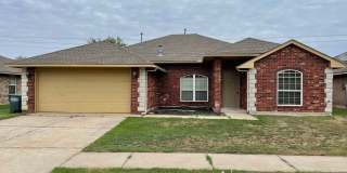 Gorgeous Four Bedroom Home in Scissortail Landing of Edmond Gallery 1