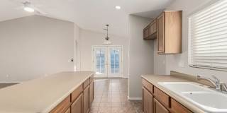 4 bedroom home in Surprise!! Gallery 17