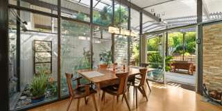 Woodland Hills Mid-Century Modern Retreat Gallery 3