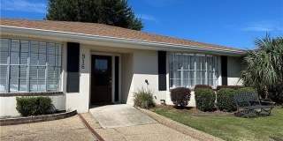 916 MARTIN BEHRMAN Walk Gallery 1