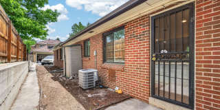 Beautiful Cherry Creek Condo Gallery 4