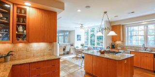 9720 HOLLOWAY HILL Court Gallery 2