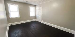 210 E 16th Street unit: 1 Gallery 8