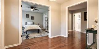 Spacious Fully-Furnished 5-Bedroom Home | Mid-Term Rental in Green Island Hills Gallery 3