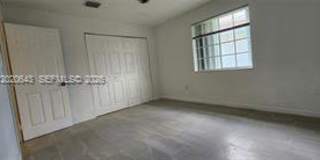 10380 Northwest 10th Avenue Gallery 4