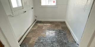 282/284 Page St E Gallery 21