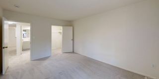 Fresh and ready 2Bed/1Bath - Close to Metro, Shopping, and Dining! Gallery 20