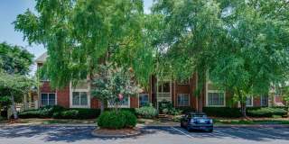 Two Bedroom Condo With Office in Green Hills Gallery 4