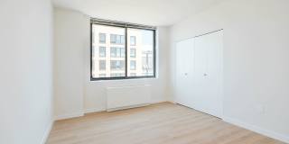 180 Montague Gallery 13