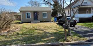 Your Next Chapter: Cozy Walnutport Home with Full Basement Gallery 1