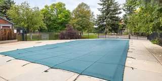 Charming 2BR Tpwnhome in Aurora Gallery 25