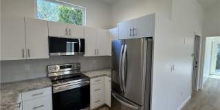 5032 Serrania Avenue Gallery 4