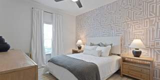 HōM at River Hills Gallery 30