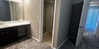 Bristol Square Apartments Gallery 120