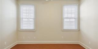 220 S MURAT Street Gallery 9