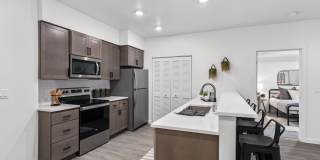 The Oliveen Gallery 40