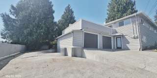 Modern 1 Bed, 1 Bath in Prime Roosevelt Location Gallery 7