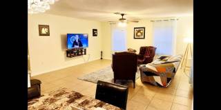 Cozy Smart 3BR 2 Bath House in Sarasota Gallery 3