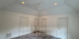 1080 Blythe St Gallery 13