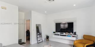 15760 NW 16th Ct Gallery 25