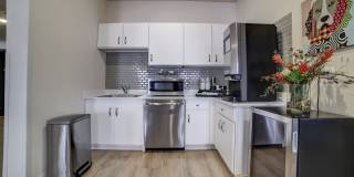 Simplicity at the Rim Gallery 36