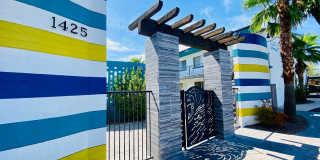 1 and 2 Bedrooms Great Location with Community Pool and Onsite Laundry! 1/2 of Mile from U of A Gallery 43