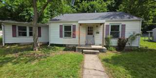 Cute 2 Bedroom Home Close to Downtown Gallery 1