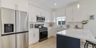 5413 1/2 Homeside Ave Gallery 3