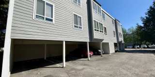 Mar-Ella 10-unit Gallery 23