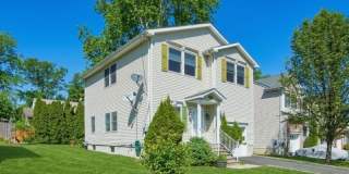 21 Grove St Gallery 1