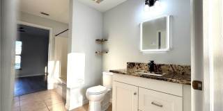 1222 NW 20th Place Gallery 25