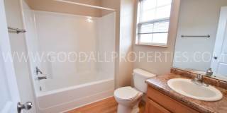 Spacious 2-Bedroom Urbandale Townhome with 2-Car Garage Spacious 2-Bedroom Urbandale Townhome with 2-Car Garage Gallery 12