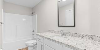 Beautiful Split Level 5 Bedroom Home - Hills of Olde Savannah Gallery 17